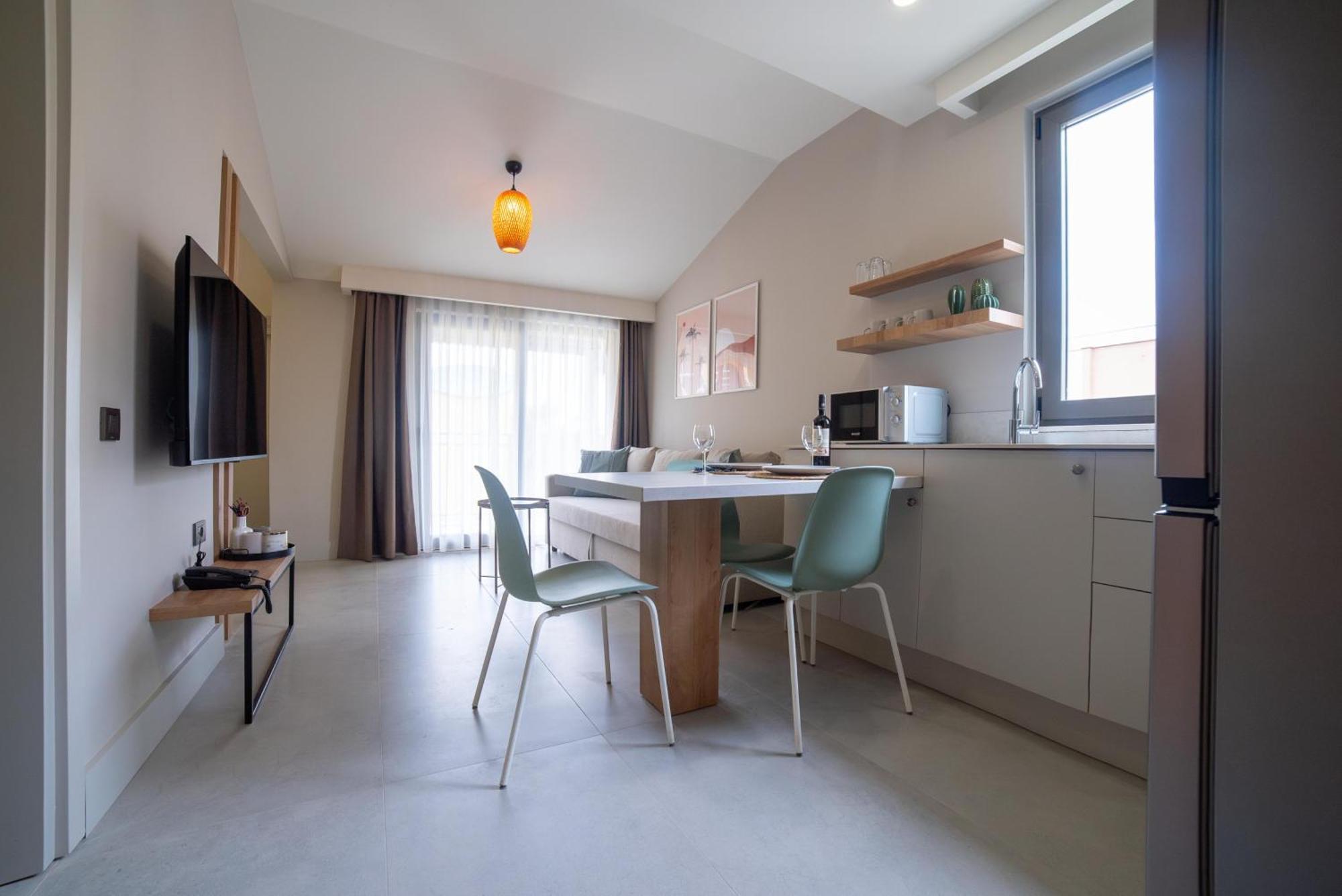 Bomo Suites Анталья Экстерьер фото